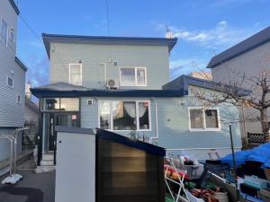 札幌市北区　外壁塗装・屋根塗装工事及びダクト防水工事、物置設置